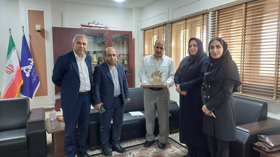 نشست مدیرکل بهزیستی استان بوشهر با رئیس شورای راهبردی شرکتهای پتروشیمی پارس جنوبی در خصوص مسئولیت اجتماعی/همکاری در زمینه تأمین مسکن مددجویان شتاب میگیرد؟