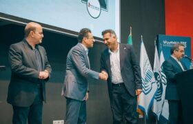 آریاساسول بر سکوی برترین‌های زنجیره تامین هوشمند کشور ایستاد